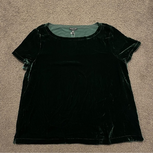 Eileen Fisher Bateau Neck Emerald Green Velvet Short Sleeve Top NWT - Picture 7 of 7